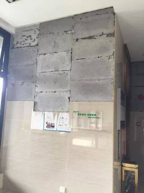 瓷磚背膠的作用是什么？